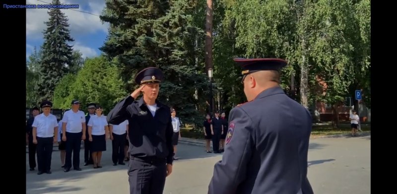 В Озерске восемь полицейских приняли служебную присягу